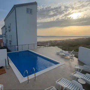 Hillside Apartman